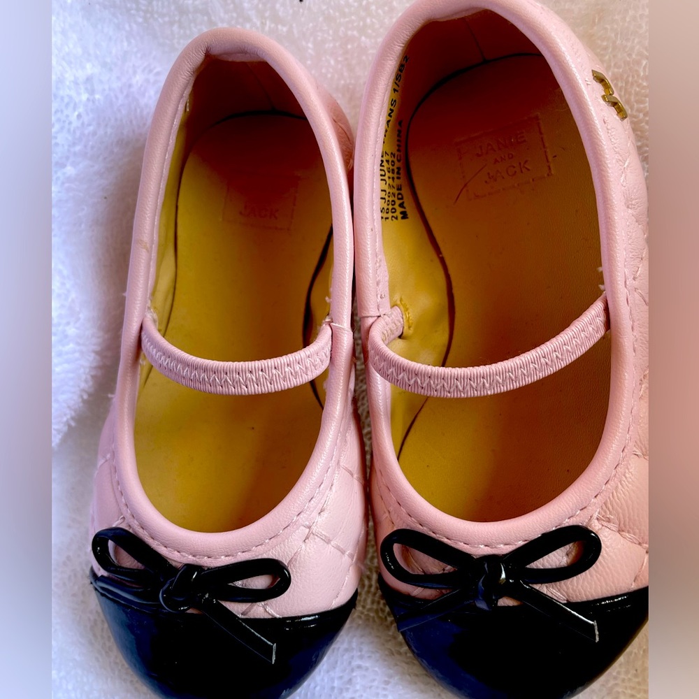 Janie and Jack Pink and Black quilted shoes, with black patent leather, size 5